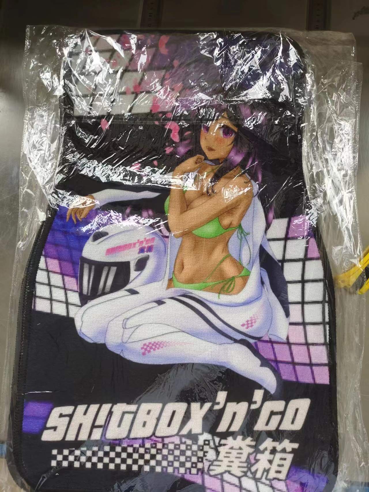 CAR MAT FLOOR